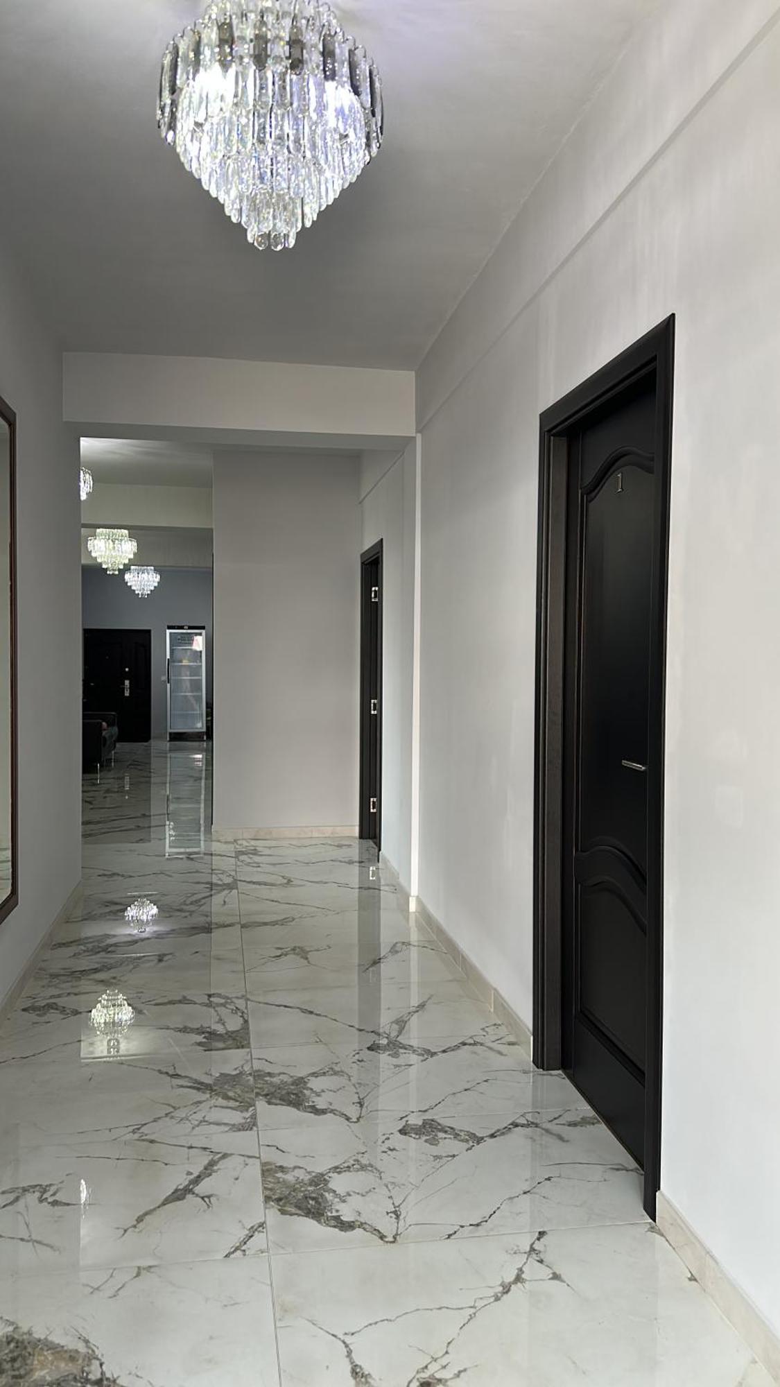 Modern House Hotel Sighetu Marmaţiei Eksteriør billede